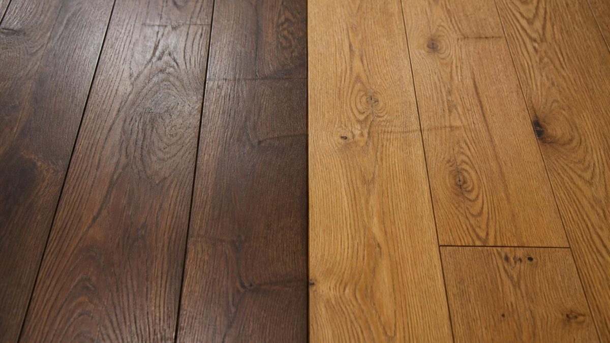 découvrez une comparaison détaillée entre le parquet en noyer américain et en chêne rouvre, basée sur 7 ans d'expérience concernant l'usure, la patine et la stabilité dimensionnelle.