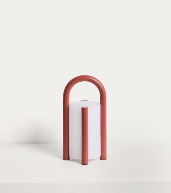Lampe portable Leros polyéthylène — Kave Home